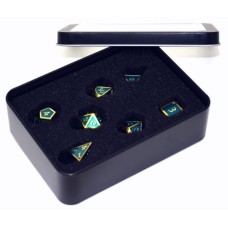 Dobbelst.Set Metaal Romeins Goud/Groen Tin doosje Dobbelst.Set Metaal Romeins Goud/Groen Tin doosje